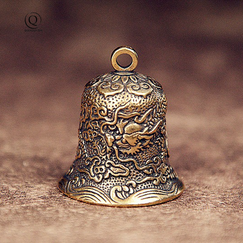Vintage Collectible Bells - Vintage Brass Bell แกะสลักมังกร Totem ประณีตหัตถกรรมของสะสมแขวนเครื่องประดับจีน
