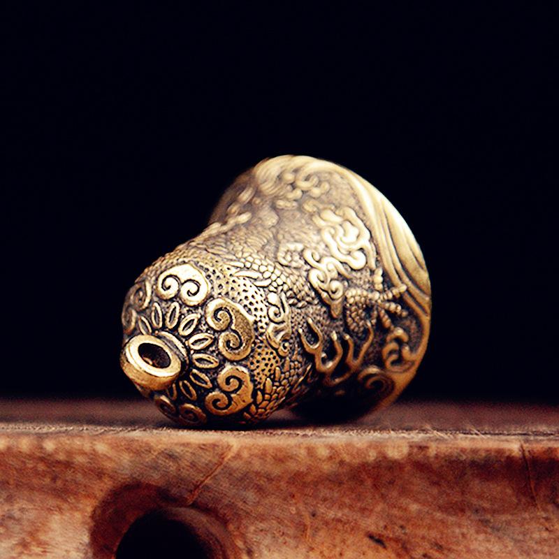 Vintage Collectible Bells - Vintage Brass Bell แกะสลักมังกร Totem ประณีตหัตถกรรมของสะสมแขวนเครื่องประดับจีน