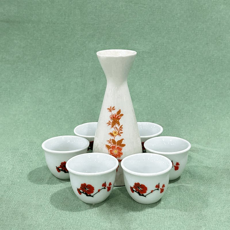 Collectible Vintage Wine - เครื่องประดับเซรามิกสไตล์วินเทจ หม้อน้ำ ถ้วยไวน์ ของตกแต่งบ้าน ของตกแต่งโต๊ะ ของประดับตกแต่ง
