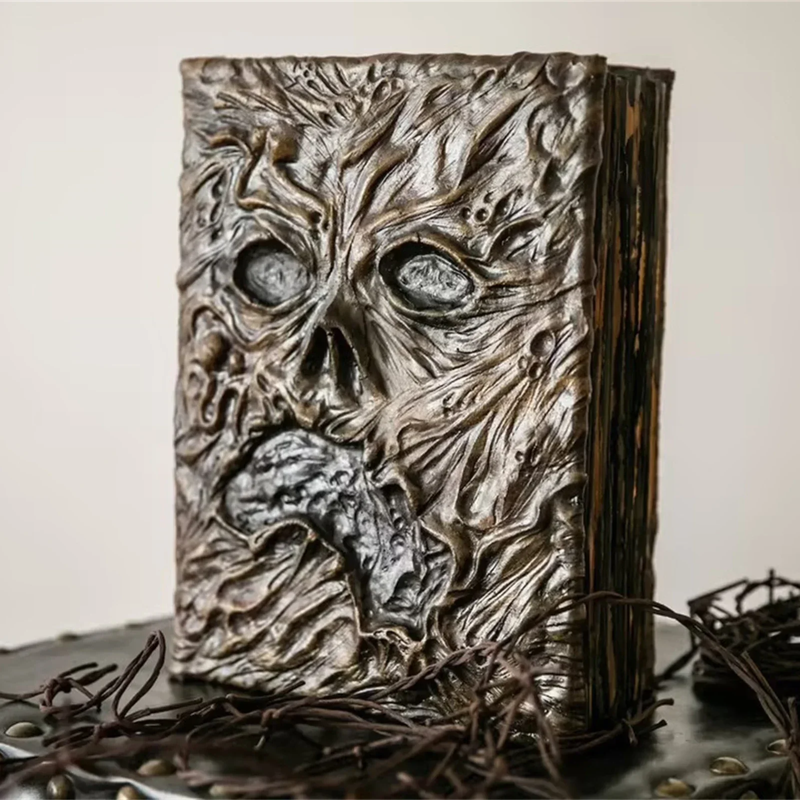 หนังสือเวทมนตร์วินเทจ Necronom - Vintage Collectible Books บทวิจารณ์และราคา