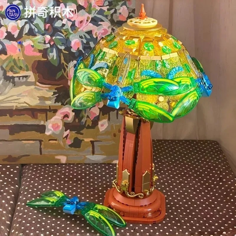 โคมไฟตั้งโต๊ะแก้ววินเทจ Pantas - Collectible Vintage Lamps บทวิจารณ์และราคา